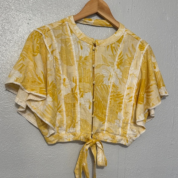 Skyler + Madison Yellow Floral Tie Front Crop Top Summer Beach Vacation Boho L - Picture 4 of 9